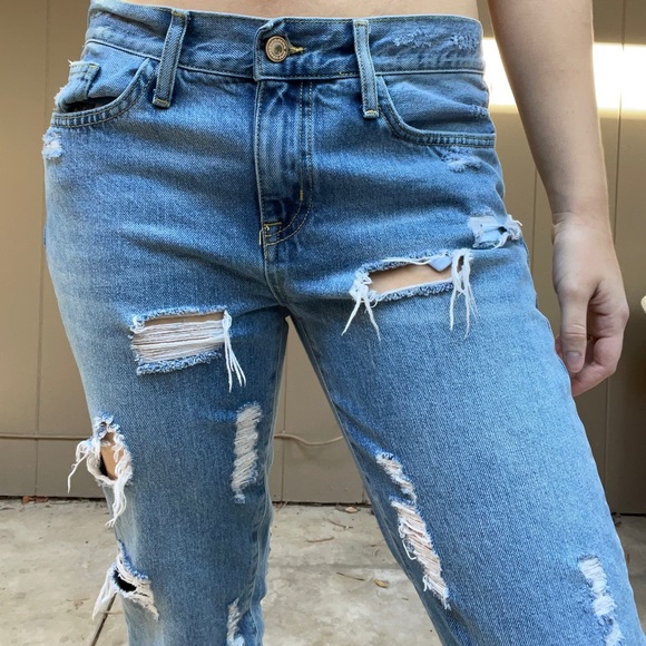 Zara Medium Wash Ripped Jeans Low/Mid Waisted - Picture 2 of 7